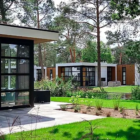 Luxury On The Veluwe 2*